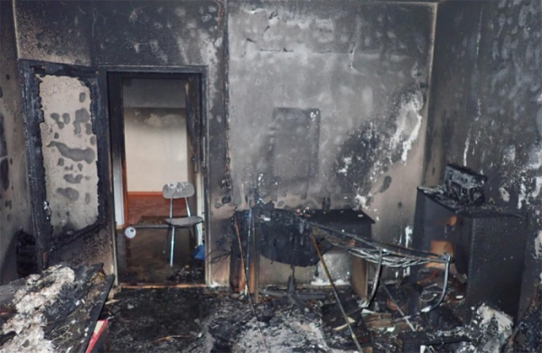 Obyvatele domu s pečovatelskou službou ve Vsetíně vyděsil požár bytu