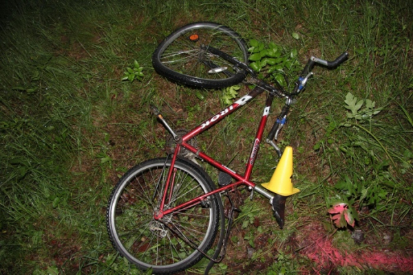 V příkopu  v Dolní Bečvě na Vsetínsku našli mrtvého cyklistu. Policie hledá svědky