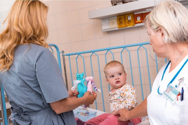 Péče o hospitalizované dětské pacienty se začíná koncentrovat do Zlína, nemocnice potřebují lůžka i personál