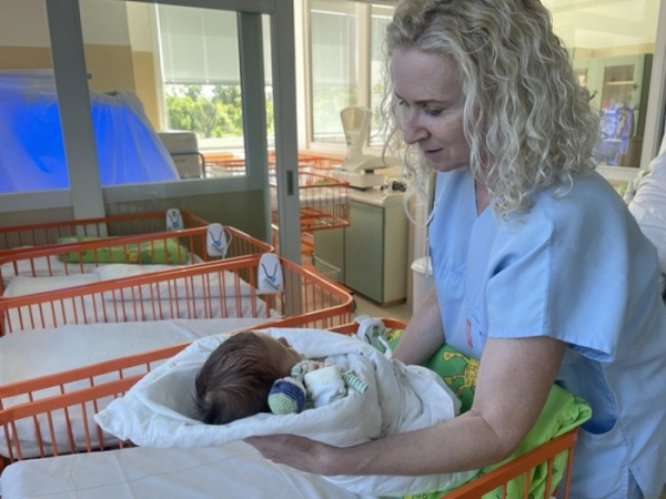 Rodiče novorozených dětí mohou v Uherskohradišťské nemocnici využít bezplatné screeningové vyšetření