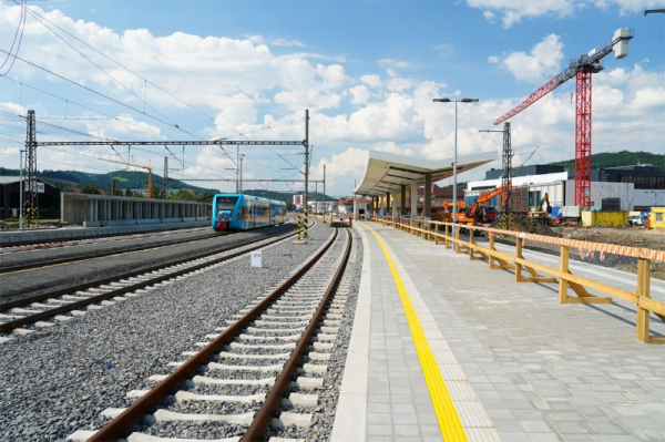 Nádražní budovu ve Vsetíně nahradí moderní terminál, cestujícím se otevře na jaře příštího roku